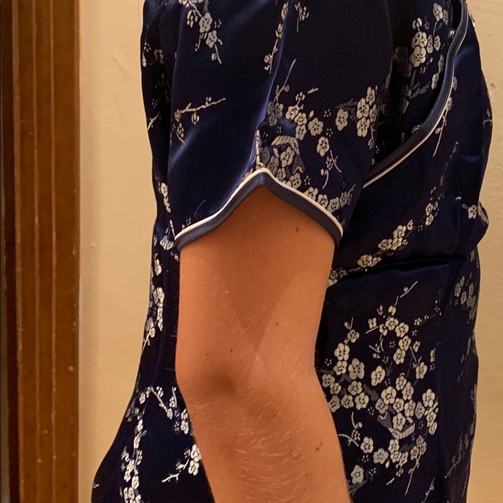 Women’s silk Chinese top - Picture 12 of 16